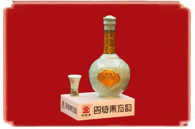 鹰潭市月湖烟酒回收四特酒.jpg